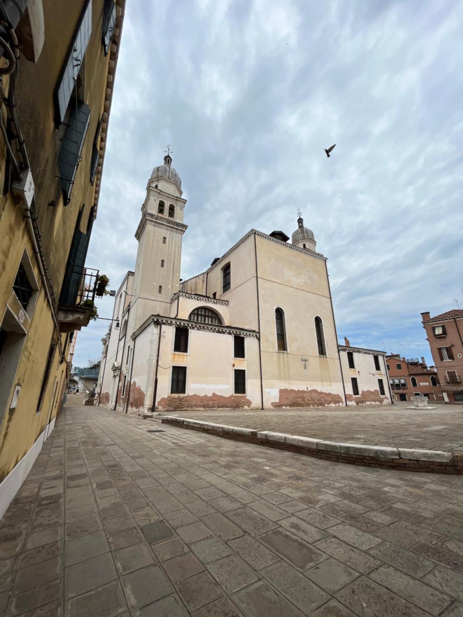 Ninette * Venecia